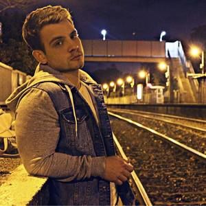 Meet your Posher, Esteban andres